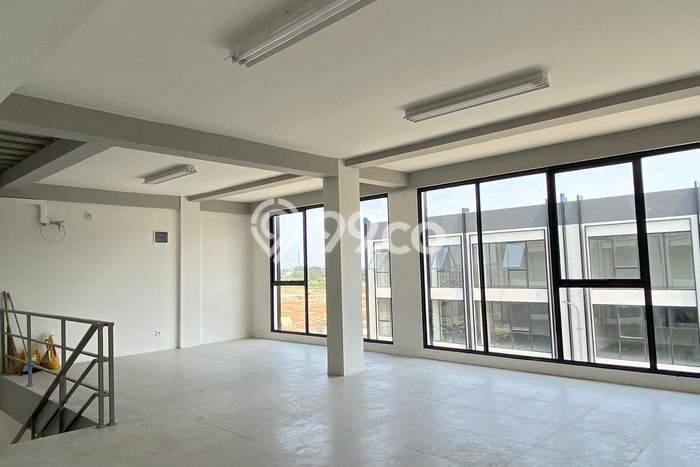 Gudang Disewakan di Periuk, Luas 220m2m², Kawasan Premium, Siap Usaha Gudang Disewakan di Periuk, Luas 220m2m², Kawasan Premium, Siap Usaha