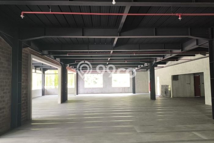 LOKASI STRATEGIS! Kantor Kawasan , Luas 2100m2m², Kawasan Komersial LOKASI STRATEGIS! Kantor Kawasan , Luas 2100m2m², Kawasan Komersial