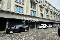 Ruko disewakan lokasi strategis Kebon Jeruk Jakarta Barat 280m2 Ruko disewakan lokasi strategis Kebon Jeruk Jakarta Barat 280m2