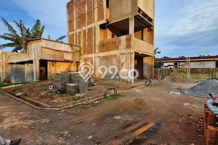 Rumah Strategis Modern Lb 172m2 di Duren Sawit, Jakarta Timur Rumah Strategis Modern Lb 172m2 di Duren Sawit, Jakarta Timur