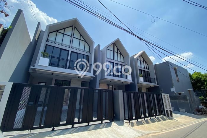 Siap Huni Rumah Mewah 3 Kamar di Kramat Jati Dekat ke Mana Saja Siap Huni Rumah Mewah 3 Kamar di Kramat Jati Dekat ke Mana Saja