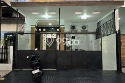 Rumah Luxury Modern Tanpa Renovasi di Pondok Kelapa Jakarta Timur Rumah Luxury Modern Tanpa Renovasi di Pondok Kelapa Jakarta Timur