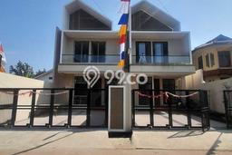 Rumah Modern 3 KT LT 111m2 di Jatibening Rumah Modern 3 KT LT 111m2 di Jatibening