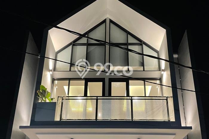 Siap Huni Rumah Mewah 3 Kamar di Kramat Jati Dekat ke Mana Saja Siap Huni Rumah Mewah 3 Kamar di Kramat Jati Dekat ke Mana Saja