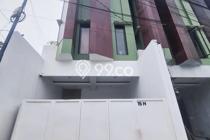 Jual Rumah Strategis Bagus Punya 4 KT di Matraman Jakarta Timur SHM Jual Rumah Strategis Bagus Punya 4 KT di Matraman Jakarta Timur SHM
