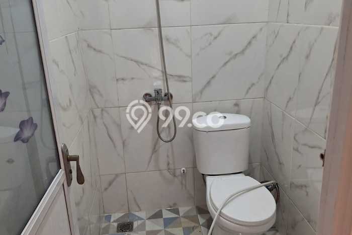 Disewakan! Rumah 4 Kamar Tidur &
4 Kamar Mandi di Bintaro, Tangerang Selatan Disewakan! Rumah 4 Kamar Tidur &
4 Kamar Mandi di Bintaro, Tangerang Selatan