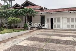 Rumah Elit Modern Tanpa Renovasi di Pondok Indah Jakarta Selatan Rumah Elit Modern Tanpa Renovasi di Pondok Indah Jakarta Selatan