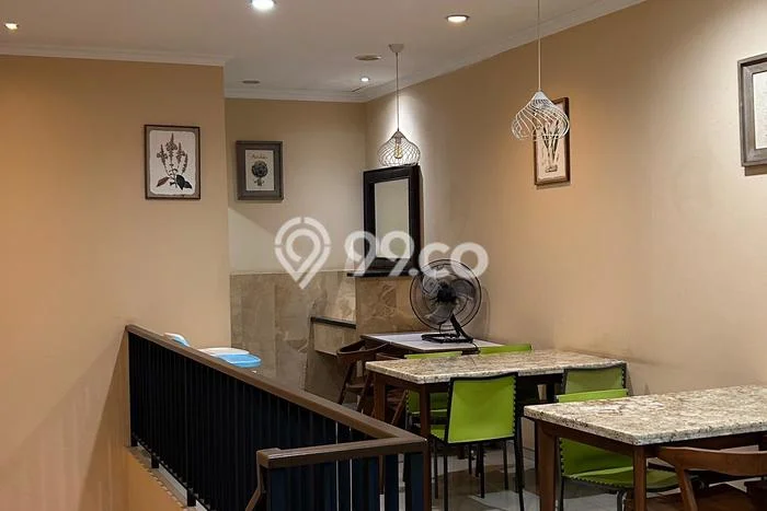LOKASI PREMIUM! Ruko Kawasan Bintaro, Luas 70m², Lokasi Niaga LOKASI PREMIUM! Ruko Kawasan Bintaro, Luas 70m², Lokasi Niaga