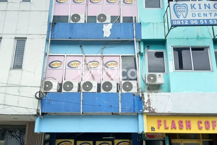 Ruko Dijual di Prime Area Tangerang Luas 240m2 Ruko Dijual di Prime Area Tangerang Luas 240m2