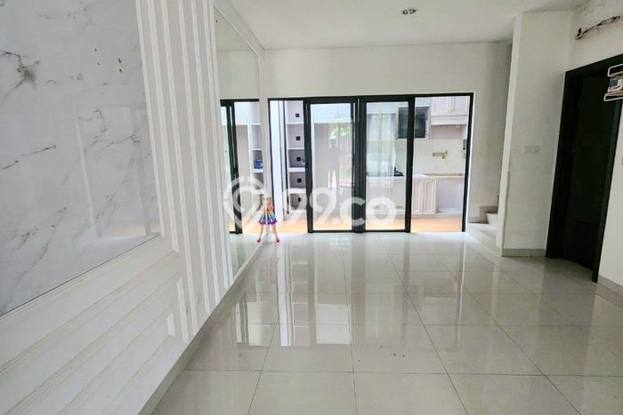 Ready to Use! Luxury House LT 84m2 Desain Elegan di Jakarta Garden City Ready to Use! Luxury House LT 84m2 Desain Elegan di Jakarta Garden City