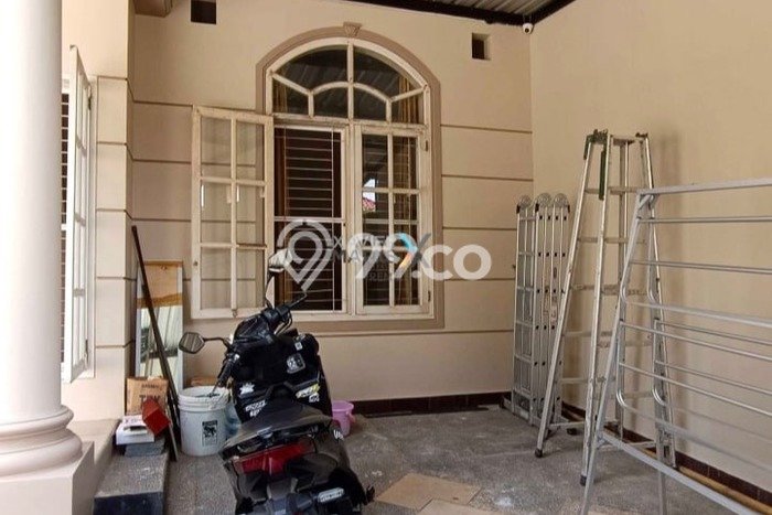 Ready to Use! Luxury House LT 237m2 Desain Elegan di Villa Puncak Tidar Ready to Use! Luxury House LT 237m2 Desain Elegan di Villa Puncak Tidar