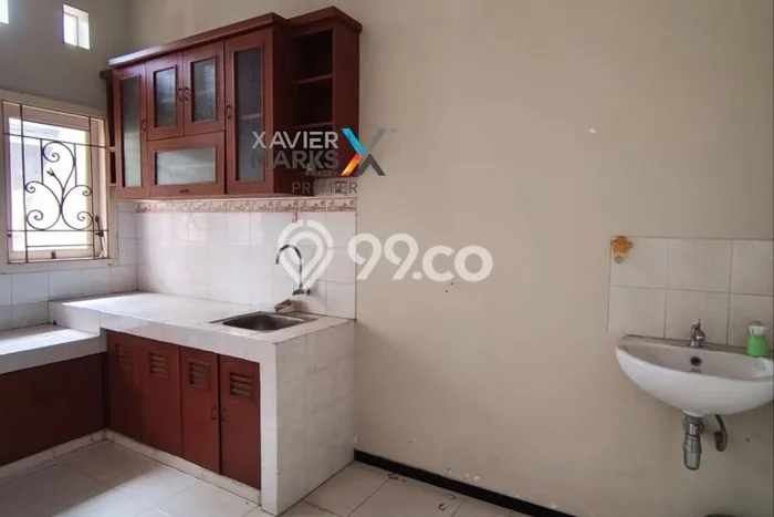 Rumah Luas Asri 2 KT Siap Pakai di Malang Kota Malang Rumah Luas Asri 2 KT Siap Pakai di Malang Kota Malang
