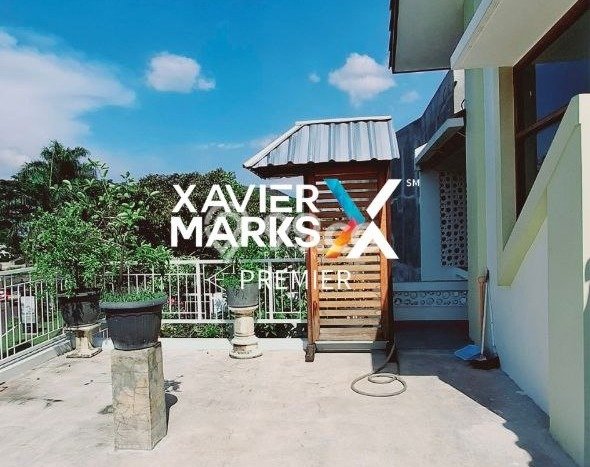 Rumah Luxury Modern Tanpa Renovasi di Soekarno Hatta Malang Rumah Luxury Modern Tanpa Renovasi di Soekarno Hatta Malang