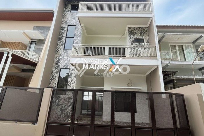 Vila Strategis di , Area 131m2m², Area Nyaman Vila Strategis di , Area 131m2m², Area Nyaman