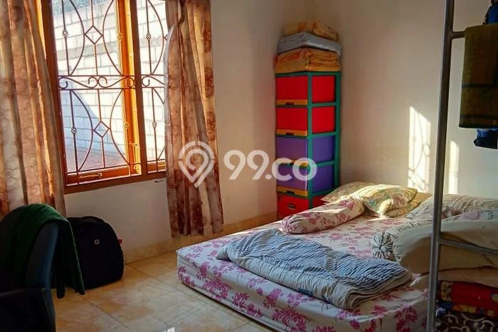 Ready to Use! Premium House LT 210m2 Desain Modern di Utan Kayu Ready to Use! Premium House LT 210m2 Desain Modern di Utan Kayu