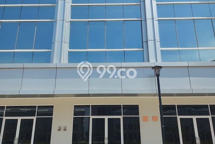 LOKASI STRATEGIS! Ruko Kawasan , Luas 300m2m², Keramaian Terjamin LOKASI STRATEGIS! Ruko Kawasan , Luas 300m2m², Keramaian Terjamin