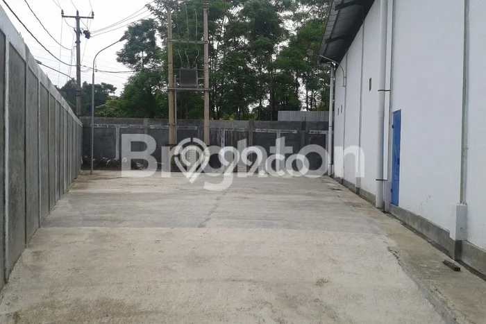 Gudang Strategis Kawasan , Luas 500m2m², Akses Mainroad, Ramai Gudang Strategis Kawasan , Luas 500m2m², Akses Mainroad, Ramai