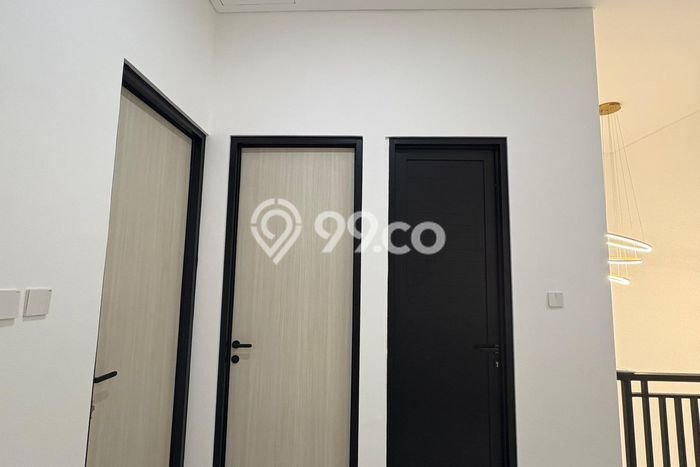 Jual Rumah Luas Elegan Dengan View Cantik di Kalideres, Jakarta Barat Jual Rumah Luas Elegan Dengan View Cantik di Kalideres, Jakarta Barat