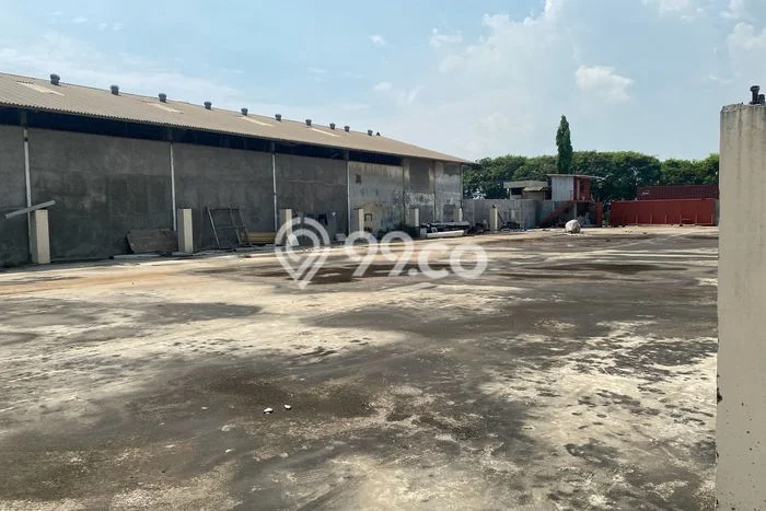 Tanah Disewa Strategis di Jakarta Barat Luas 2376m2 Tanah Disewa Strategis di Jakarta Barat Luas 2376m2