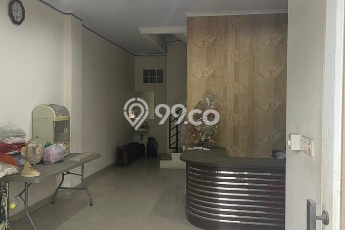 Ruko Bagus Dijual LB 190m2 Lokasi Strategis Jakarta Barat Area Cocok untuk Berbisnis Ruko Bagus Dijual LB 190m2 Lokasi Strategis Jakarta Barat Area Cocok untuk Berbisnis
