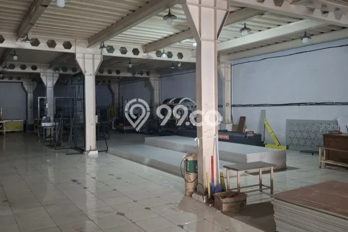 Unit Gudang Tersedia di Kamal Spesifikasi LB 900m2 Unit Gudang Tersedia di Kamal Spesifikasi LB 900m2