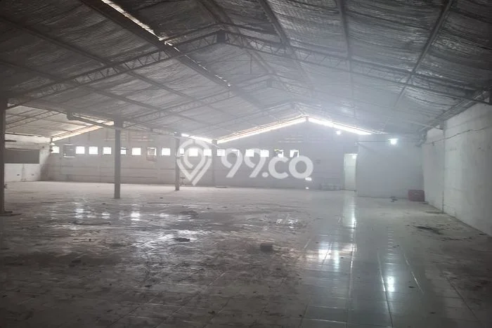 Unit Gudang Tersedia di Kamal Spesifikasi LB 900m2 Unit Gudang Tersedia di Kamal Spesifikasi LB 900m2
