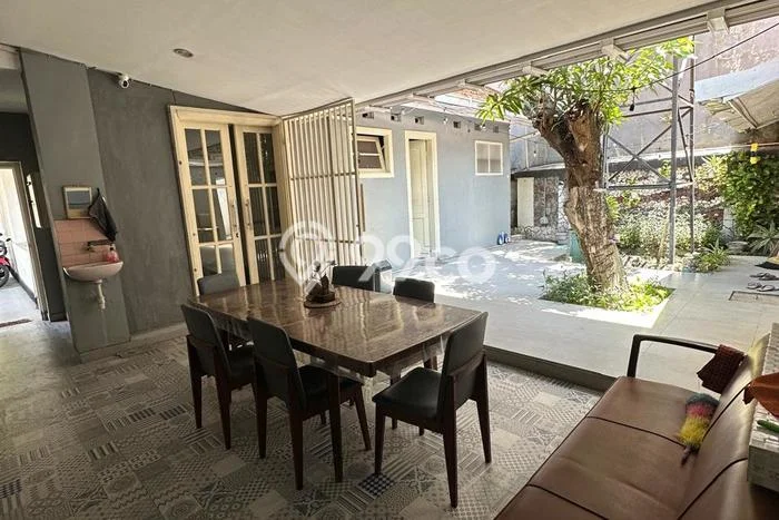 Sewa cepat hunian minimalis lokasi strategis 3 Kamar di Gubeng, Surabaya Sewa cepat hunian minimalis lokasi strategis 3 Kamar di Gubeng, Surabaya