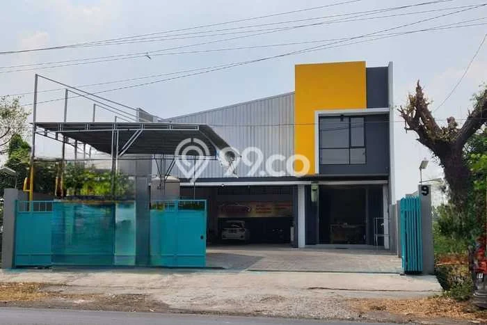 Gudang Dijual di Surabaya LT 1m2 & LB 0m2 Lokasi Terbaik! Gudang Dijual di Surabaya LT 1m2 & LB 0m2 Lokasi Terbaik!