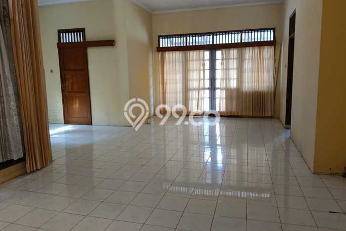 Rumah Elit LB 148m2 Siap Pakai Desain Elegan di Cikutra, Bandung Rumah Elit LB 148m2 Siap Pakai Desain Elegan di Cikutra, Bandung