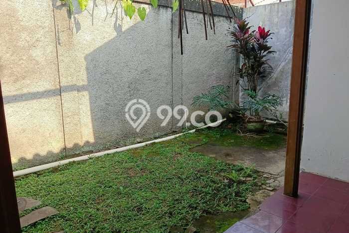 Rumah Elit LB 148m2 Siap Pakai Desain Elegan di Cikutra, Bandung Rumah Elit LB 148m2 Siap Pakai Desain Elegan di Cikutra, Bandung