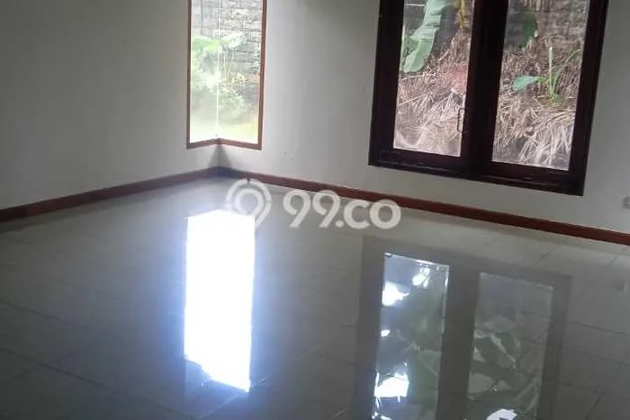 Dijual Rumah Luas Elegan Dengan View Eksklusif di Pondok Indah, Jakarta Selatan Dijual Rumah Luas Elegan Dengan View Eksklusif di Pondok Indah, Jakarta Selatan