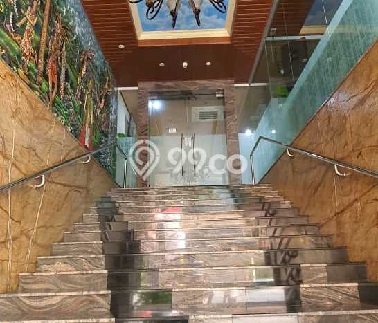 Unit Komersial Dijual di Jakarta Selatan LT 283m2 & LB 662m2 Unit Komersial Dijual di Jakarta Selatan LT 283m2 & LB 662m2