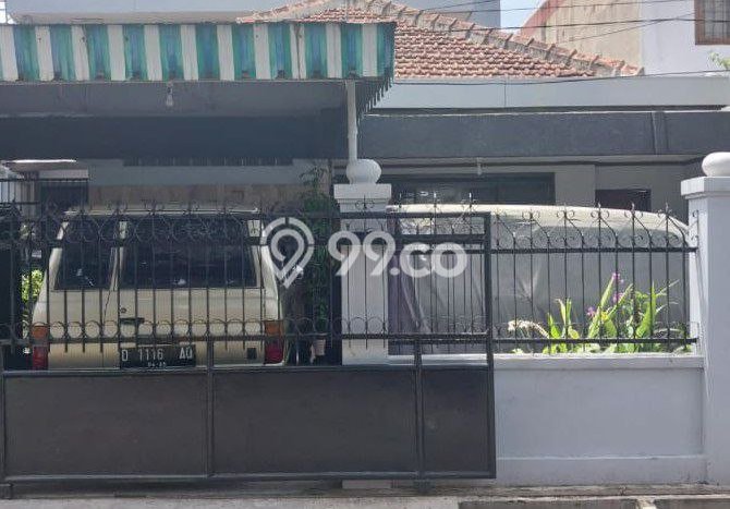 Dijual Hunian Rumah Nyaman 6 Kamar di BKR, Bandung Dijual Hunian Rumah Nyaman 6 Kamar di BKR, Bandung