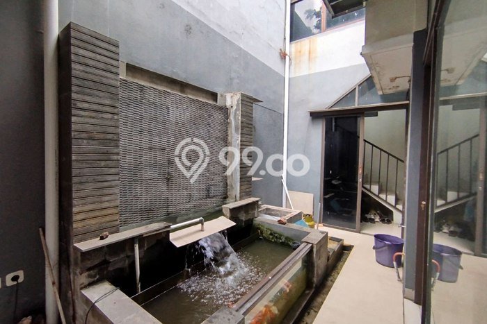 Rumah Modern Cantik 5 Kamar Bisa Langsung Pindah di Antapani Rumah Modern Cantik 5 Kamar Bisa Langsung Pindah di Antapani