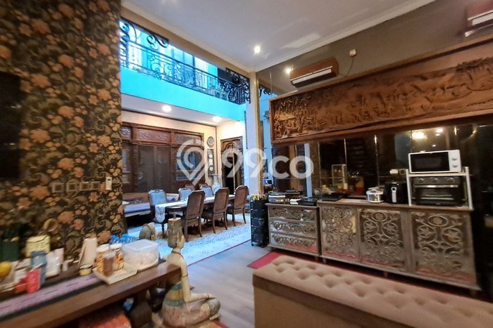 Rumah Mewah LB 700m2 Siap Huni Desain Elegan di Cijagra, Bandung Rumah Mewah LB 700m2 Siap Huni Desain Elegan di Cijagra, Bandung
