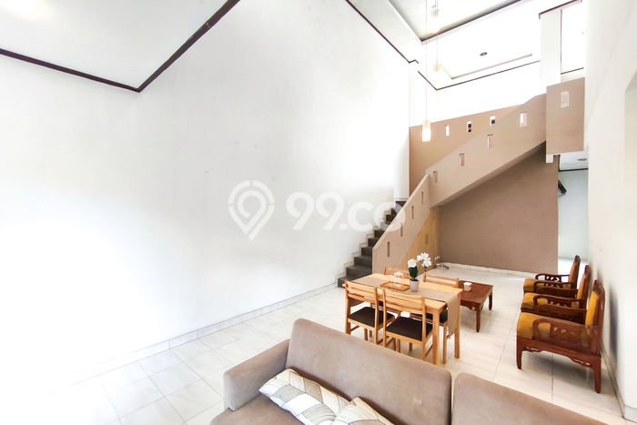 Jual Rumah Minimalis Bagus Punya 5 KT di Serpong Tangerang Selatan SHM Jual Rumah Minimalis Bagus Punya 5 KT di Serpong Tangerang Selatan SHM