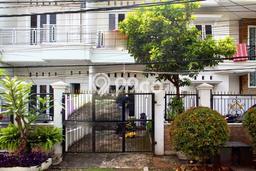 NEW LISTING! Rumah Strategis area Bintara, LT 116m² Bangunan 120m² NEW LISTING! Rumah Strategis area Bintara, LT 116m² Bangunan 120m²