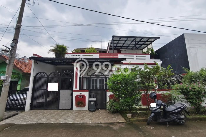Jual Rumah Favorit Siap Huni LB 287m2 di Cilodong, Depok Jual Rumah Favorit Siap Huni LB 287m2 di Cilodong, Depok