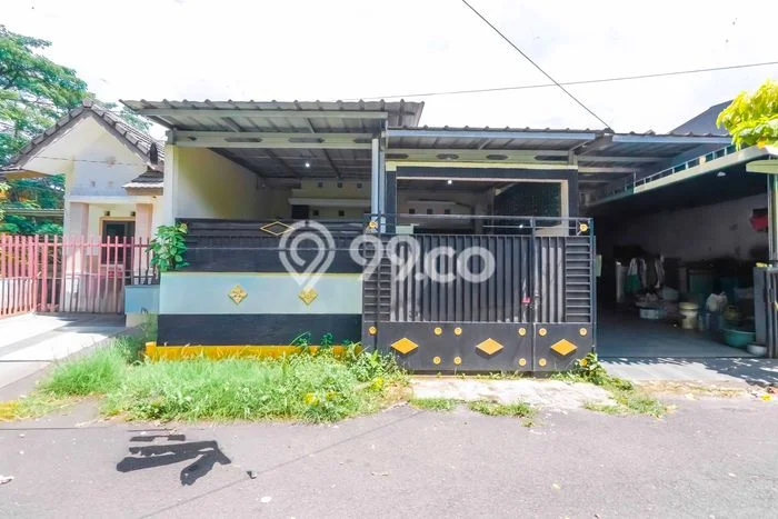 Rumah Modern Cantik 2 KT Siap Huni di Pancoran Mas Rumah Modern Cantik 2 KT Siap Huni di Pancoran Mas