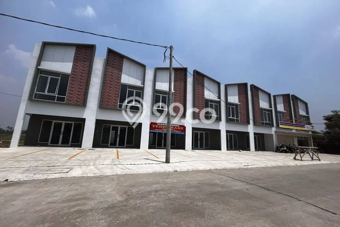 Ruko Dijual Lokasi Stratagis di Rajeg Tangerang Cocok untuk Investasi Ruko Dijual Lokasi Stratagis di Rajeg Tangerang Cocok untuk Investasi