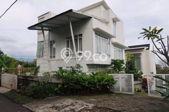 Hunian Super Mewah dengan Akses Paling Strategis di Sayap Dago, Bandung Hunian Super Mewah dengan Akses Paling Strategis di Sayap Dago, Bandung