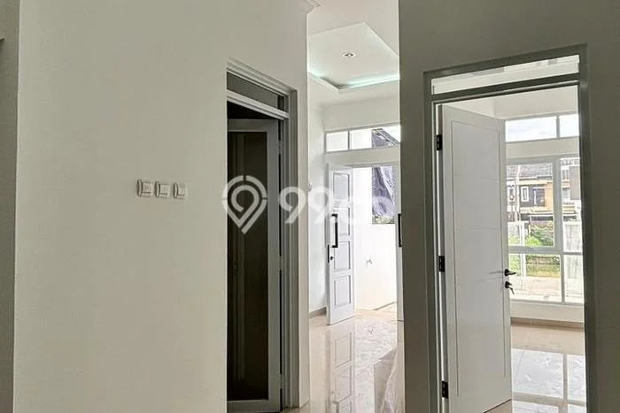 Dijual Rumah 4 Kamar Lokasi Ideal Bagus dan Strategis di Arcamanik Dijual Rumah 4 Kamar Lokasi Ideal Bagus dan Strategis di Arcamanik