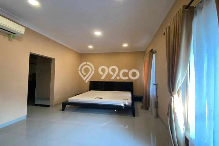 Disewakan Rumah Harga Terjangkau di Gading Serpong Tangerang Punya 6 KT Disewakan Rumah Harga Terjangkau di Gading Serpong Tangerang Punya 6 KT