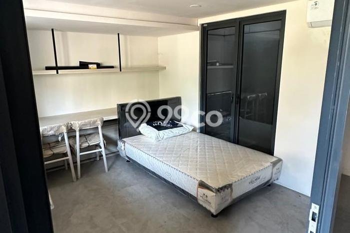 Disewakan Rumah Konsep Modern di BSD Tangerang Selatan dengan 3 KT Disewakan Rumah Konsep Modern di BSD Tangerang Selatan dengan 3 KT