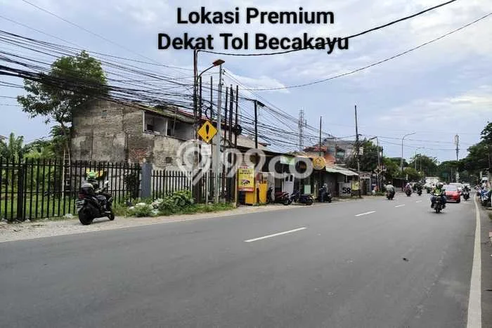 Lahan Kosong Dijual di Jakarta Timur dengan Area 3740m2 Lahan Kosong Dijual di Jakarta Timur dengan Area 3740m2