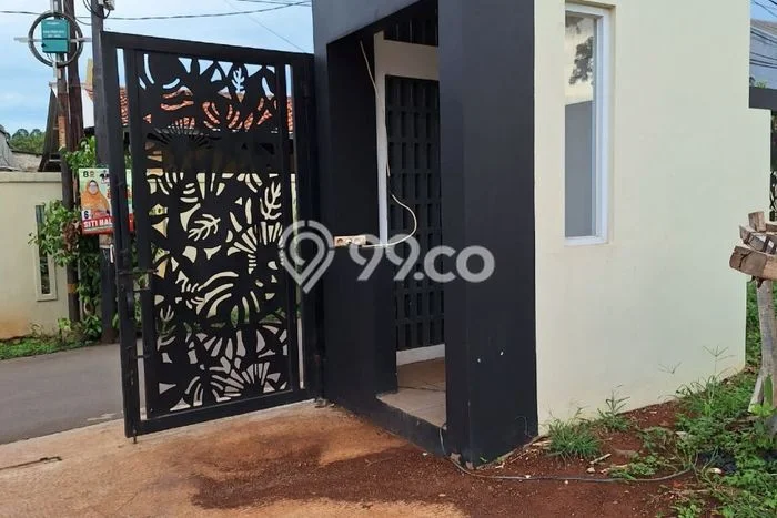 Rumah Luas Asri 3 KT Siap Pakai di Jatiwarna Bekasi Rumah Luas Asri 3 KT Siap Pakai di Jatiwarna Bekasi