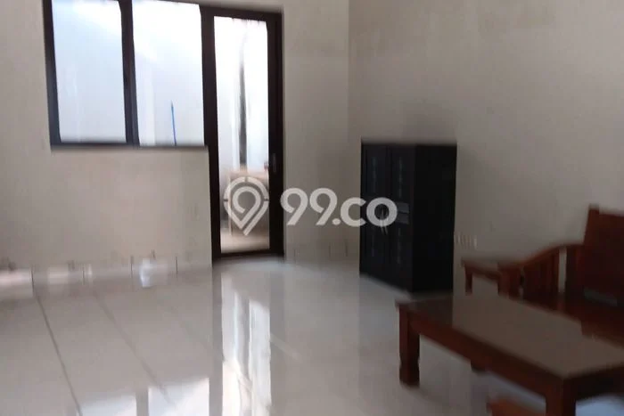 SPECIAL LISTING! Rumah area Legenda Wisata, 1 KM, Akses Pusat Kota, LT 90m² Bangunan 50m² SPECIAL LISTING! Rumah area Legenda Wisata, 1 KM, Akses Pusat Kota, LT 90m² Bangunan 50m²