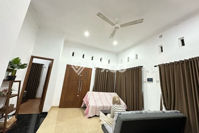 Rumah Modern 2 KT LT 222m2 di Demangan Rumah Modern 2 KT LT 222m2 di Demangan