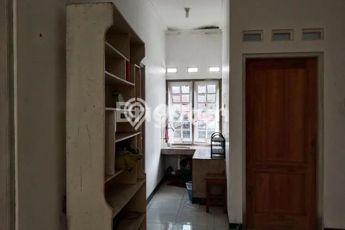 Unit Komersial Dijual di Kotagede Yogyakarta Luas Tanah 208m2, Luas Bangunan 220m2 Unit Komersial Dijual di Kotagede Yogyakarta Luas Tanah 208m2, Luas Bangunan 220m2