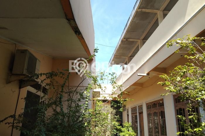 Disewakan Gudang Area Komersial di Sleman, Luas 800m², Siap Operasi Disewakan Gudang Area Komersial di Sleman, Luas 800m², Siap Operasi